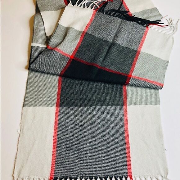Gray & Red Plaid Scarf Soft Rectangle Knit Fringe - Picture 5 of 7